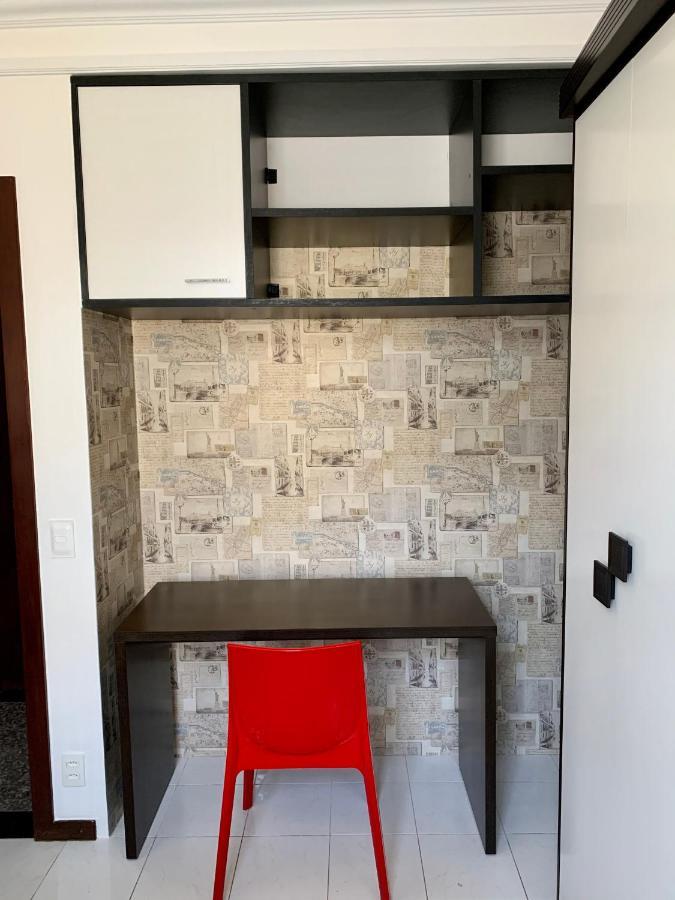 Stayhere! Fique Aqui! Apartamento 2/4 Mobiliado No Costa Azul :-) Салвадор Екстериор снимка
