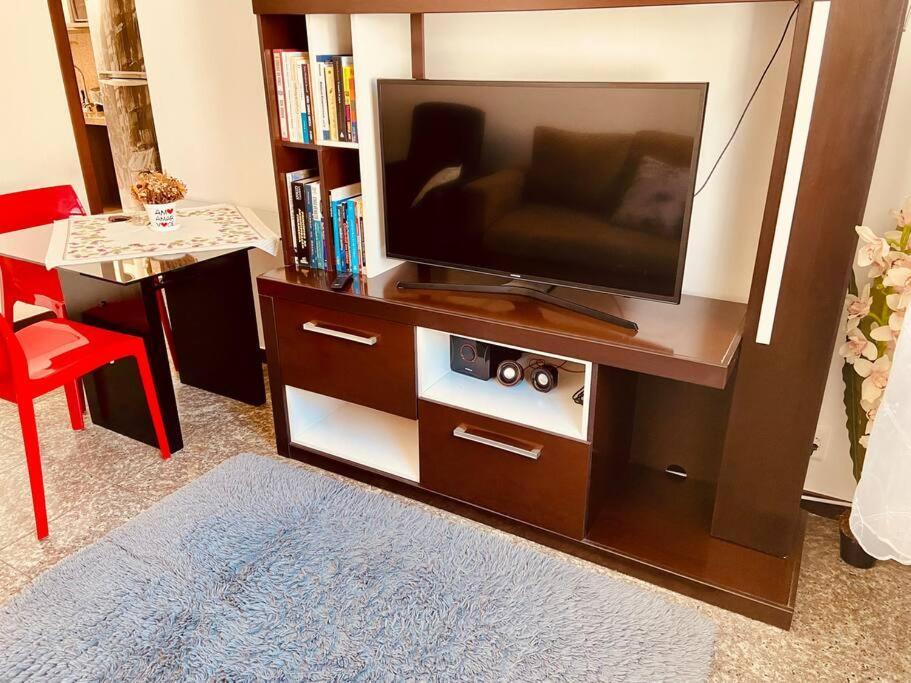 Stayhere! Fique Aqui! Apartamento 2/4 Mobiliado No Costa Azul :-) Салвадор Екстериор снимка